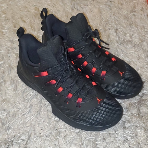 Jordan Ultra Fly 2 Low - Picture 3 of 6